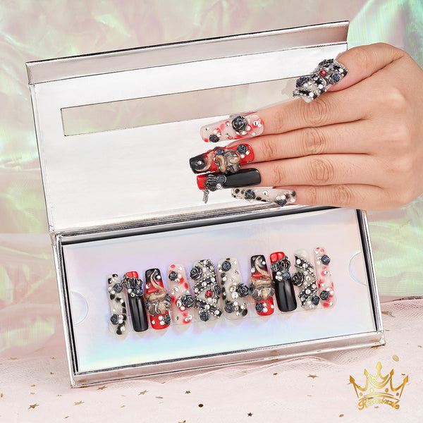 Serpent Seduction Handmade Nails MG445