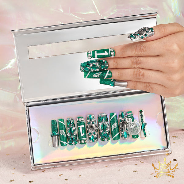 Hovering Eagle Handmade Nails MG457