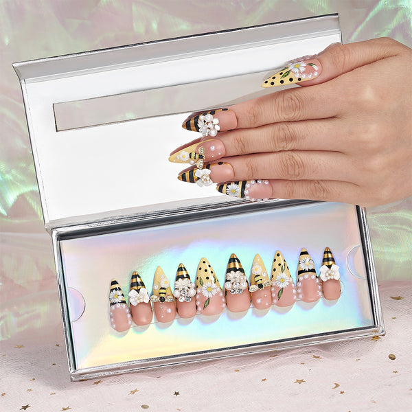 Hony I am bee-sy Handmade Nails MG470