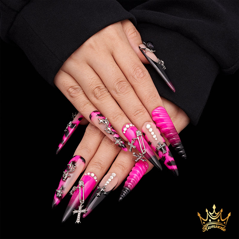 Vampire’s Oath Handmade Nails MG387