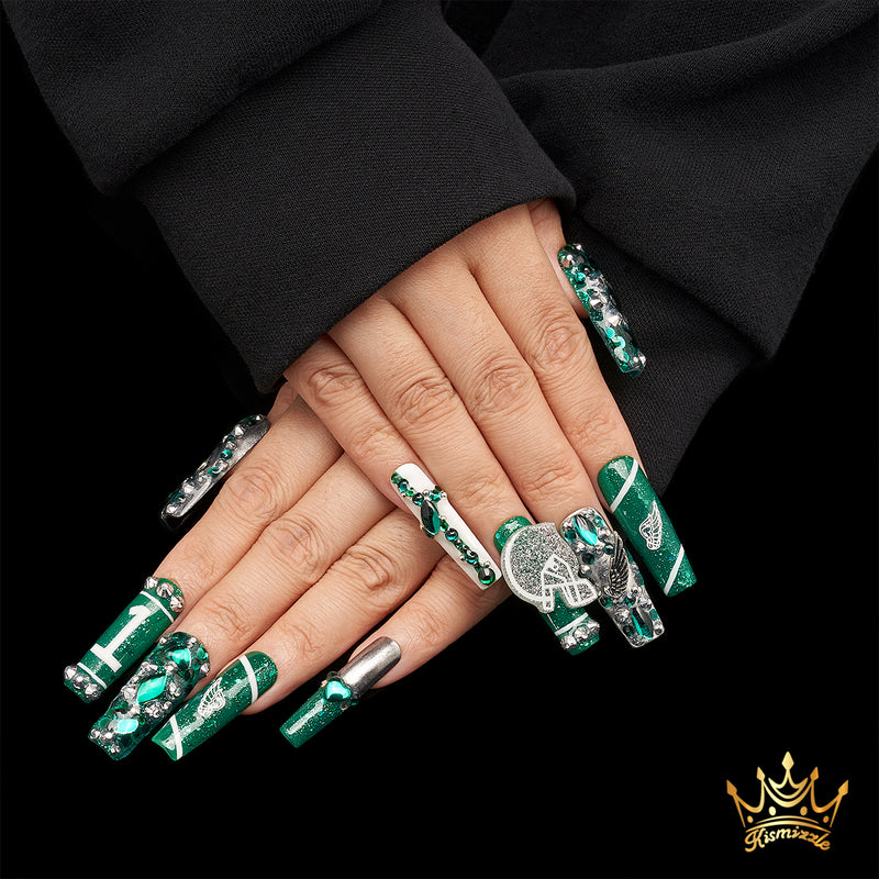 Hovering Eagle Handmade Nails MG457