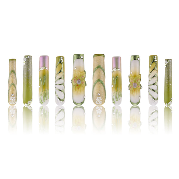 Emerald Bloom Handmade Nails MG352