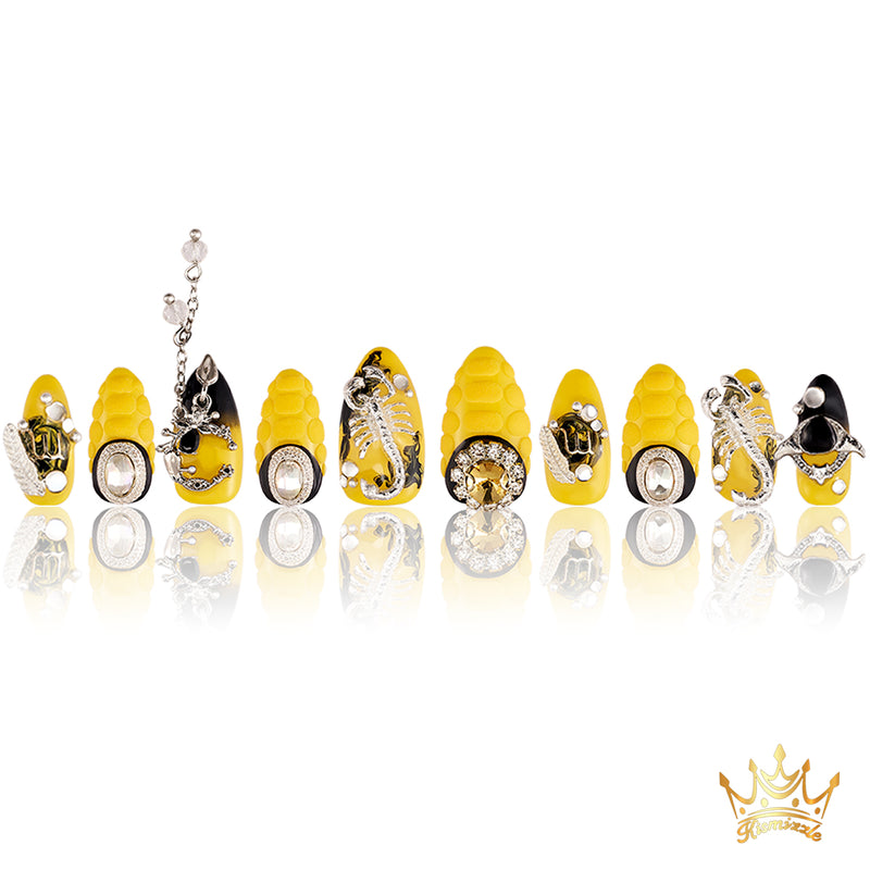 Scorpio Stylish Sting Handmade Nails MG422