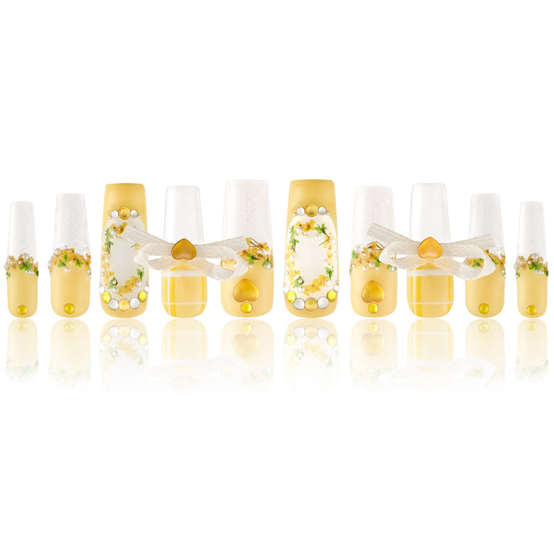 Daisy Chains Handmade Nails MG485