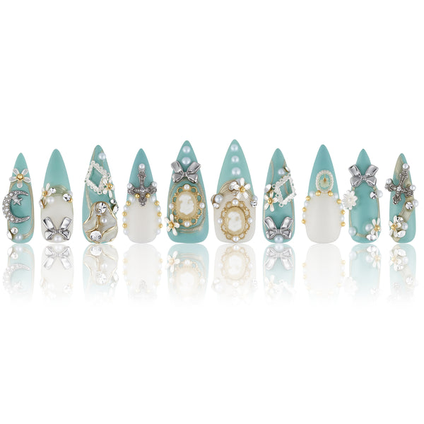 Moonlit Treasure Handmade Nails MG502